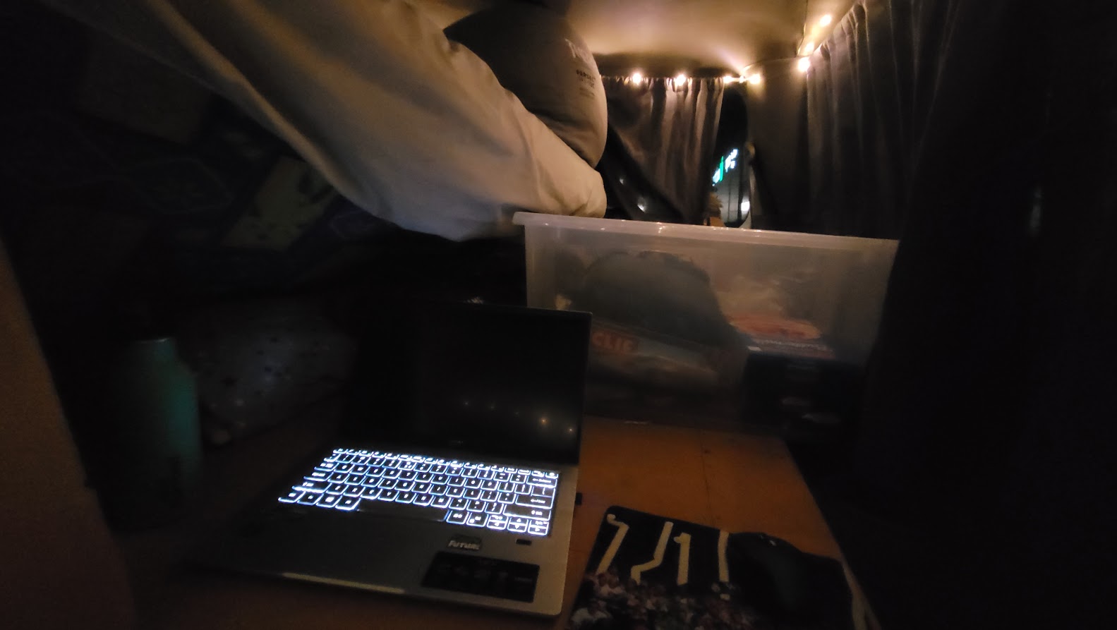 digital-nomad-in-a-van